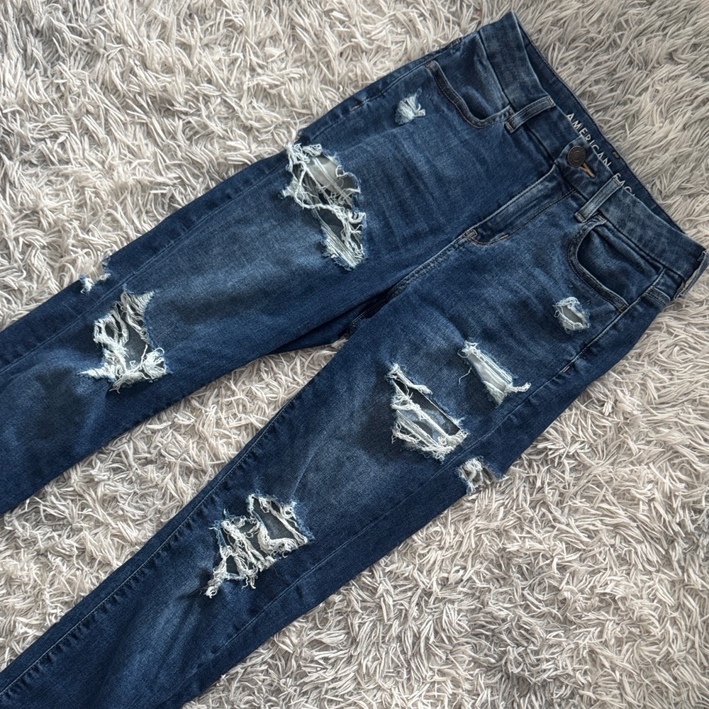 American Eagle Outfitters Distressed Dark Blue Skinny Jeans